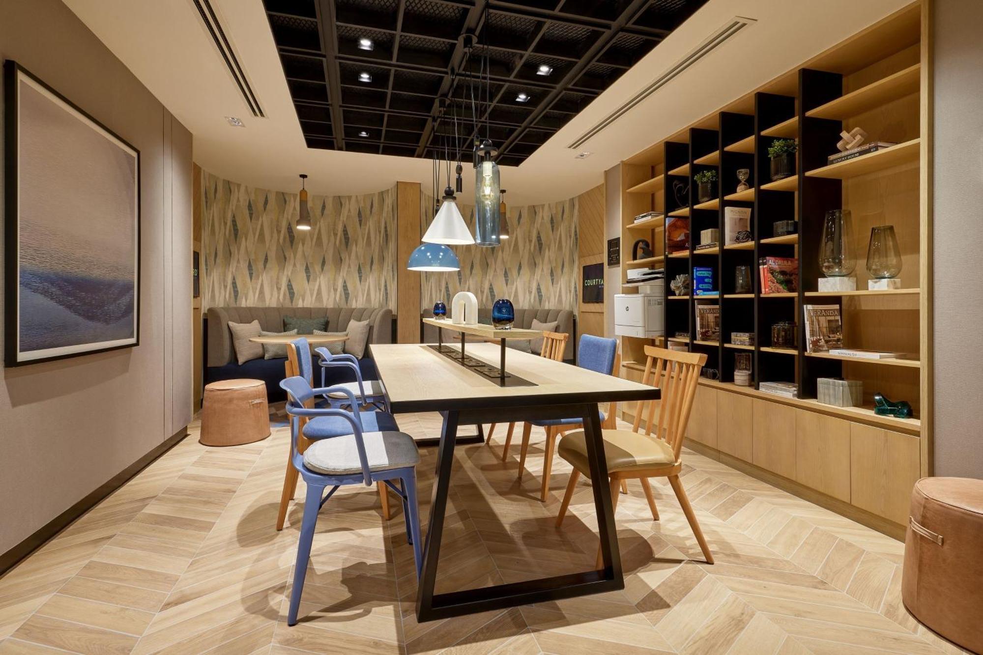 Courtyard By Marriott Jubail Hotell Exteriör bild